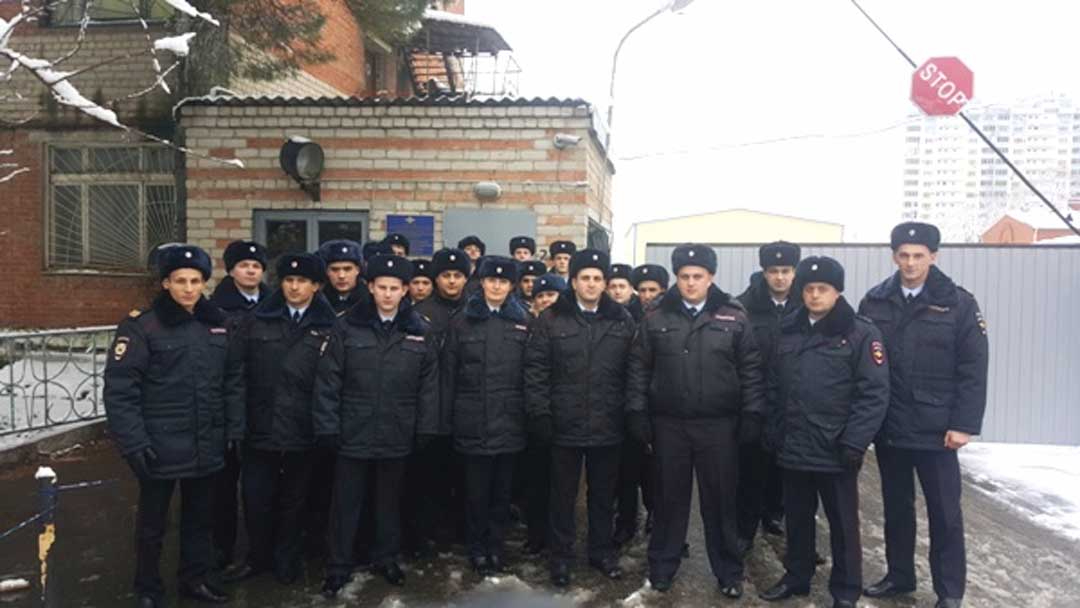 Практическое занятие в территориальном органе внутренних дел проводит преподаватель майор полиции Кустова Надежда Константиновна. Ноябрь 2016 года